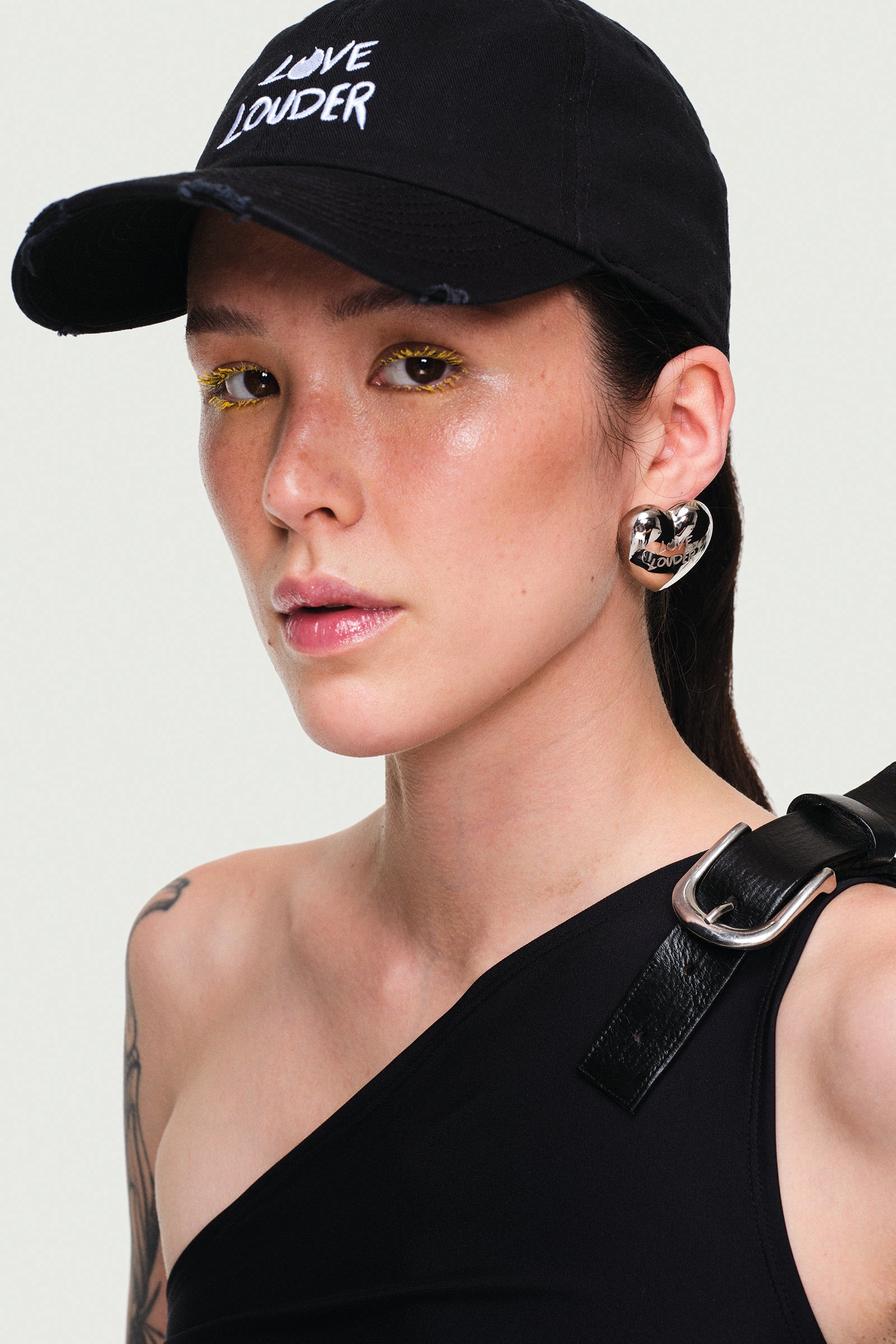 LOVE LOUDER CAP