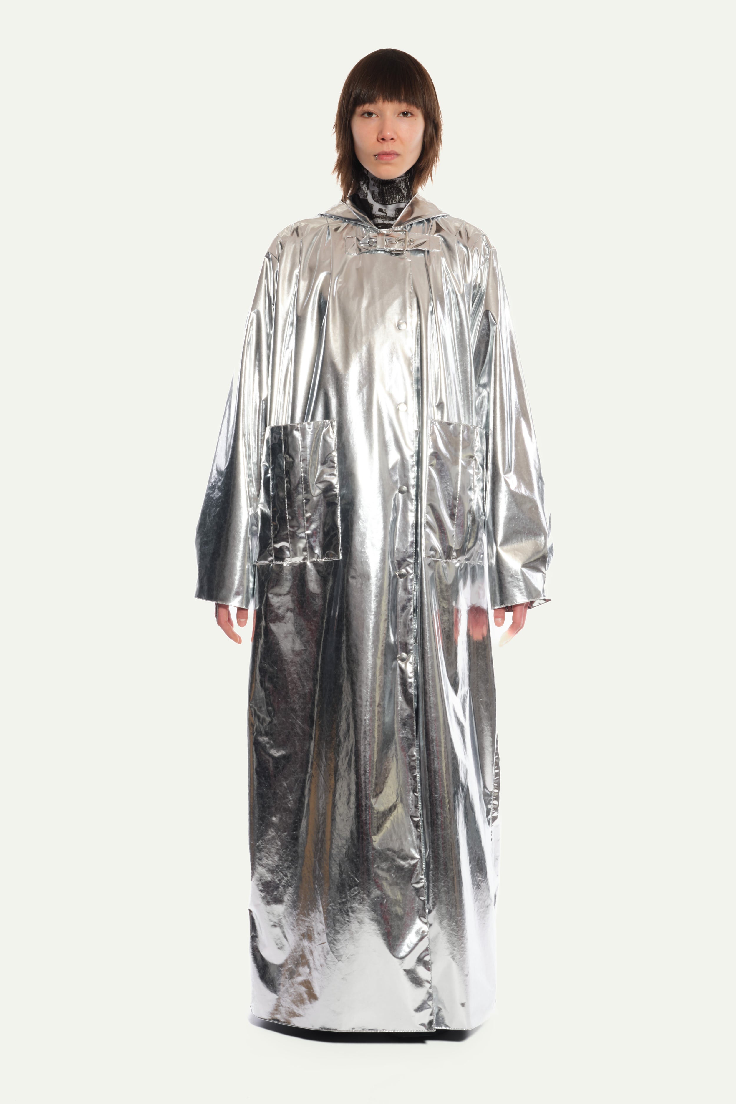 SILVER WINDBREAKER